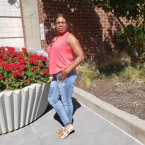 Meet your Posher, Sylvia